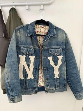 Gucci XXV x NY Yankees insulated denim jacket